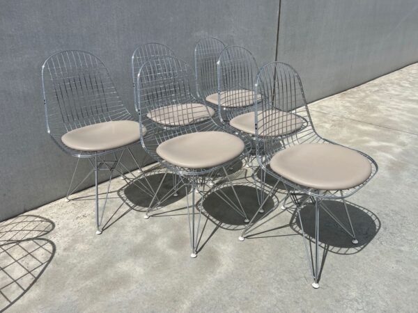 VITRA EAMES WIRE CHAIR DKR-5, SHOWROOMMODELLEN