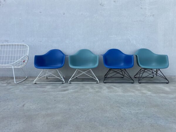 VITRA LAR ARMCHAIR – OOK OUTDOOR